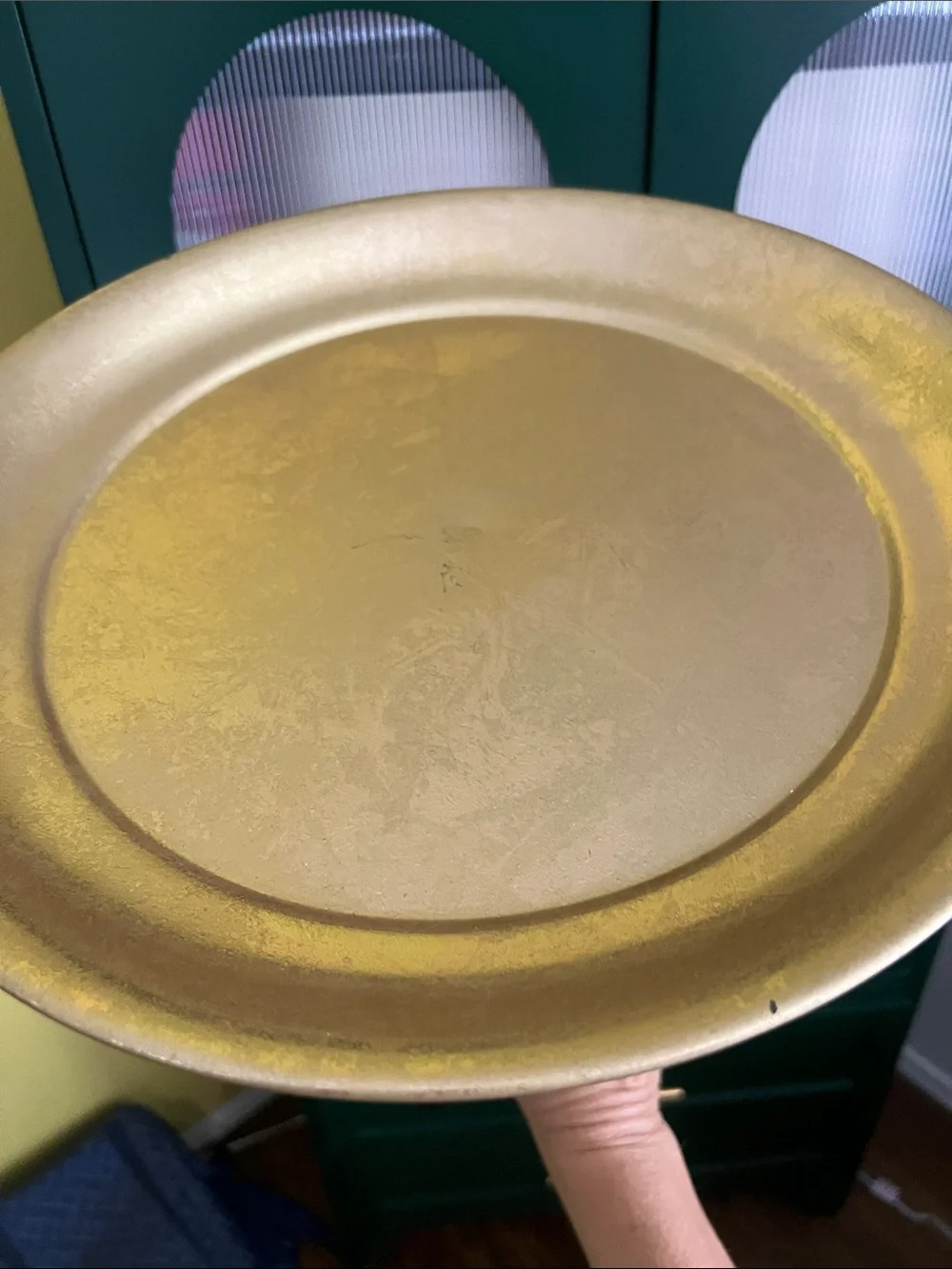 Beautiful lion serving tray stand